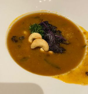 Zuppa di legumi con foglie di cavolo riccio #Veganuary at La Società dei Carbonari in Turin