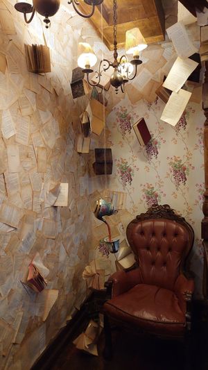 Decoration at Wonderland Café in Santiago