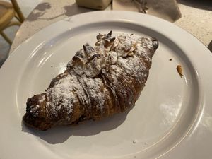Croissant de frambuesas y coco  at Casa Nueza in Buenos Aires