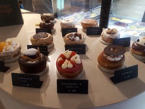  at Scoop 'n Dough in Cascais