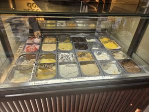Ice cream choices at Scoop 'n Dough in Cascais