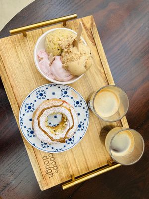   at Scoop 'n Dough in Cascais