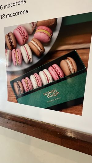   at Scoop 'n Dough in Cascais