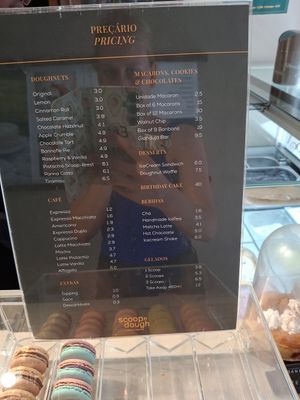 Prices at Scoop 'n Dough in Cascais