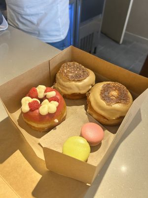 Doughnuts   at Scoop 'n Dough in Cascais