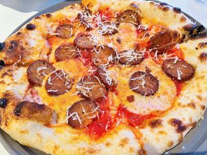 Pepperoni pizza✨delicious! Crust, sauce, cheese, pepperoni 🤌🏼✨  at Crossroads Kitchen in Calabasas