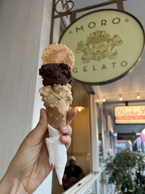 Yummy yum yum! Vegan chocolate and peanut butter gelato 🍦 #Veganuary at Moro Gelato - Sea Point in Cape Town