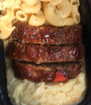 Mighty Meatless Meatloaf w/Cheezy Mac & Cauli-Mash at Hipp Vegan in Houston