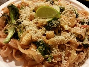 pad Thai at Veg Out in Haiku