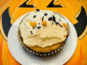 Cinnamon Roll at Azalea's Bakery in Boise