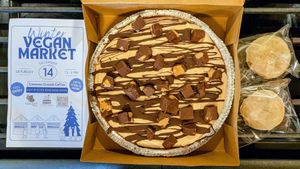 Peanut Butter Pie and Pop Tart Cookies at Azalea's Bakery in Boise