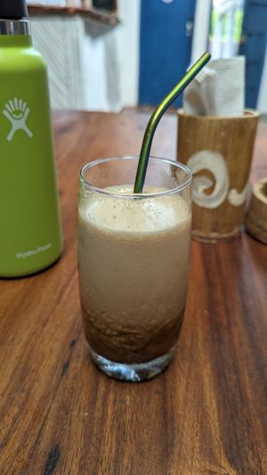 Frosty coffee at Kaikaia in Rivas