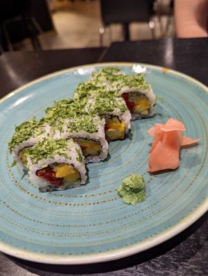 Mango roll at Dashi in Buenos Aires