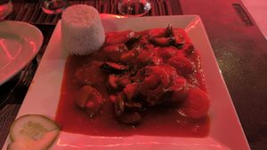 Vegan satshiki, creo que no está bien escrito. Originalmente lleva tofu y pan en vez de arroz pero no había ni tofu ni pan. No muy lejano a un pisto. at Villa Potenciana Restaurant in Malapascua Island