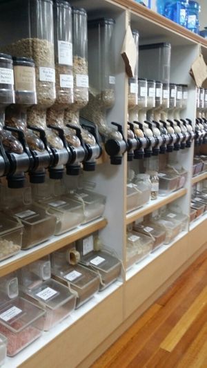 bulk foods at Vive in Hawthorne