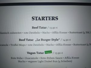 Vegan tartar as starter at Le Burger in Innsbruck