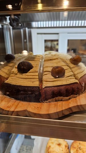 Chestnut pie at Chat - Mitsukoshi in Sapporo