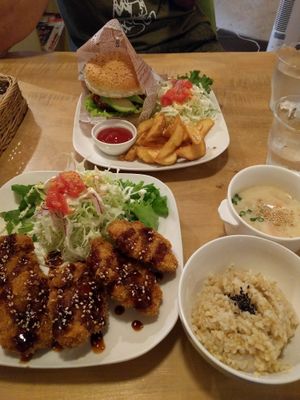 the burger and the cutlets plate   at Morpho Cafe in Kyoto