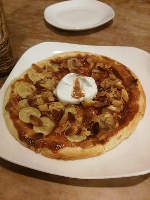 Sweet Pizza! at Morpho Cafe in Kyoto