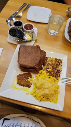 The weekender. Skimpy on the bacon and I didn't like the cheese sauce at Real Food Daily - Pasadena in Pasadena