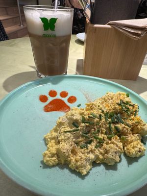 Rührtofu at Katzentempel - Bochum in Bochum