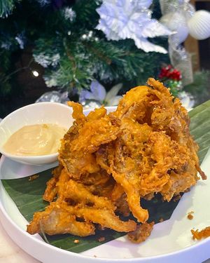 Crispy Mushroom with homemade Vegan Sweet Chilli Mayo   at Bangkok Jam - Great World City in Central Singapore