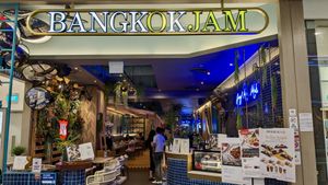 Shopfront at Bangkok Jam - Great World City in Central Singapore