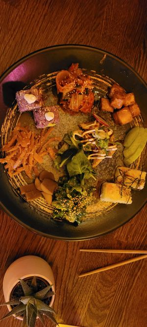 Starter plate at Iro Izakaya Vegan in Berlin