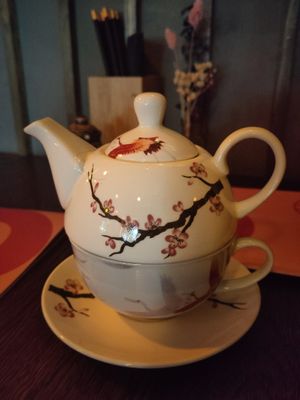 Green tea with roasted rice at Iro Izakaya Vegan in Berlin