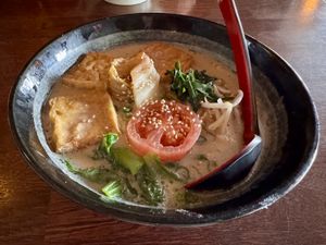 Tonkotsu Ramen mit Extra Tofu und Chili Öl  at Iro Izakaya Vegan in Berlin