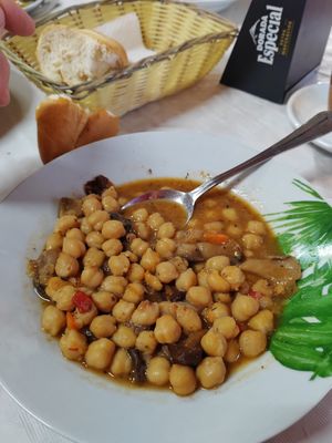 Chickpea with mushrooms at TascAndrés in Tenerife
