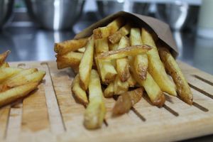  at Gunas Burguer in Sao Paulo