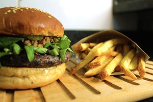  at Gunas Burguer in Sao Paulo