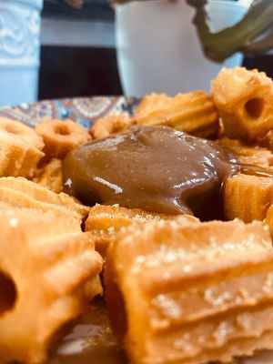 Churros Vegano com Doce de Aveia (doce de aveia com cardamomo, cravo, inhame e açúcar demerara e mascavo) at Gunas Burguer in Sao Paulo