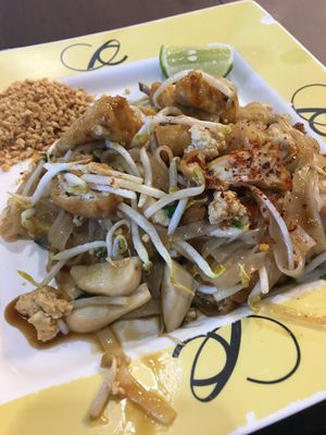 Pad thai at Talalask - Central World Mall in Bangkok