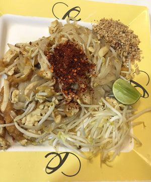 Yummy Pad Thai at Talalask - Central World Mall in Bangkok