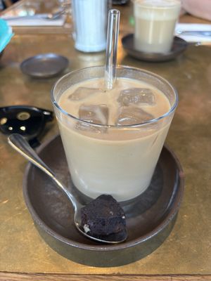 Iced latte with oat milk  at Mutterland - Stammhaus in Hamburg