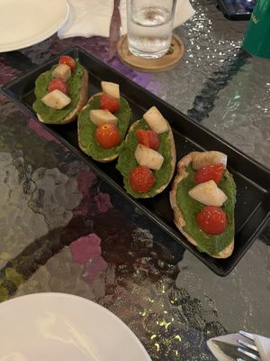 Pesto bruschetta   at La Gatta in Chiang Rai