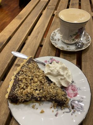 Chocolate and pear tartts  at Popi's Family in Le Havre