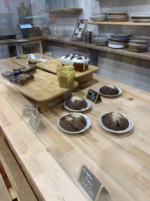 Hurry before it all goes!  at Popi's Family in Le Havre