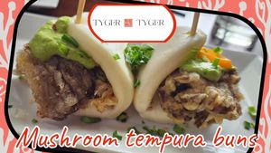  at Tyger Tyger in Seattle