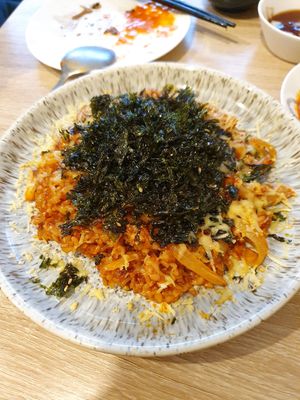 Kimchi fried rice with cheese - amazing 😋 #Veganuary at MukBap in London