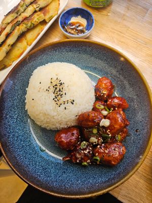 Sweet and Spicy Korean Chicken Bites (L) at MukBap in London