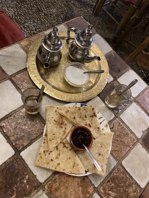   at Salon de Te in Cordoba