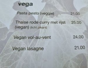 3 vegan options at Stadstuin in Izegem