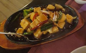 141. Tofu with teriyaki sauce (sizzling) at Restaurante Oriental Merlion in Tenerife