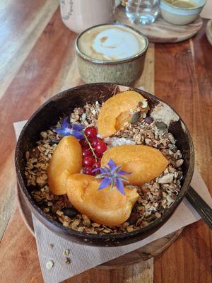 Chia bowl with nuttochino at Onda  in Luxembourg City