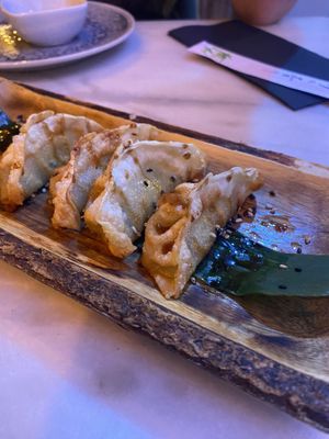 Comes with 6!  at Tropiqual in Sevilla