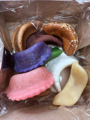 9 pieces for 100 dirham  at Maison Sucrée in Marrakech