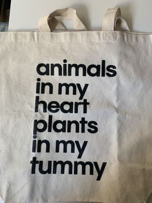 Cute tote!! Can’t wait to use this  at To Live For in Vancouver